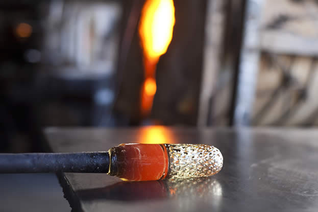 Souffleurs de verre français who's who meilleur expert reconnu spécialiste savoir-faire personnalité française spécialité française