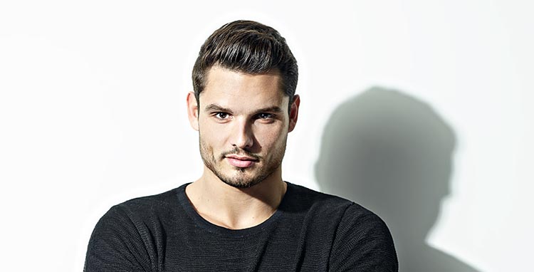 Florent Manaudou du bassin au parquet